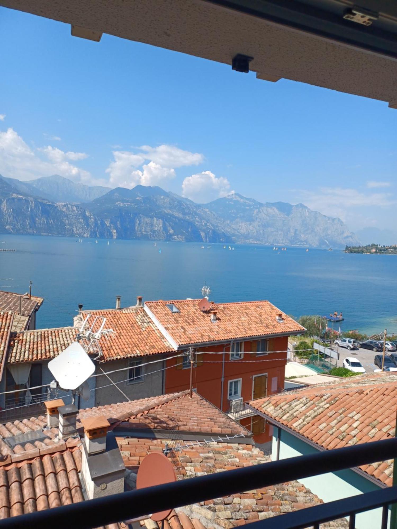 Monnalisa House Apartment Malcesine Bagian luar foto