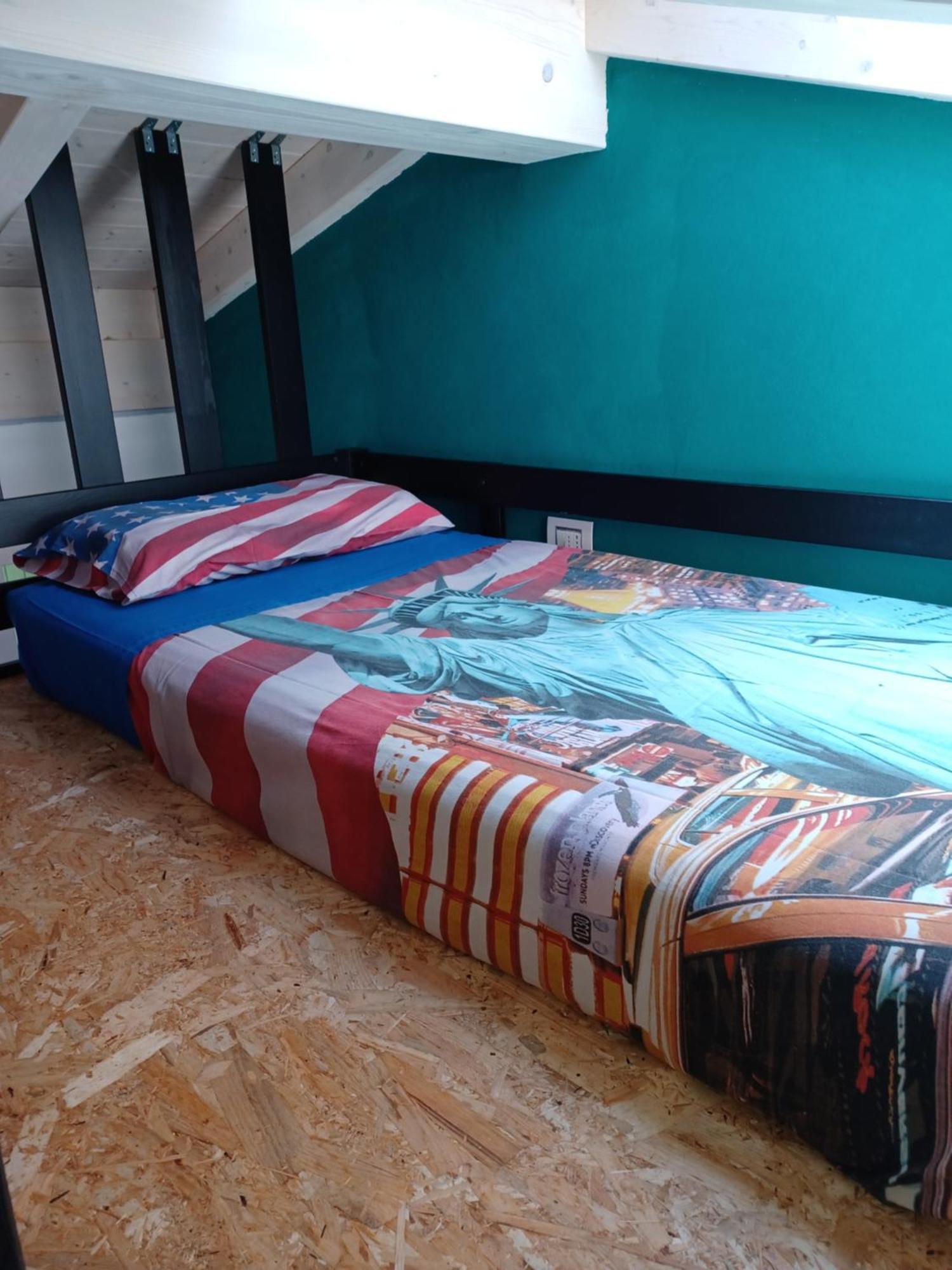 Monnalisa House Apartment Malcesine Bagian luar foto